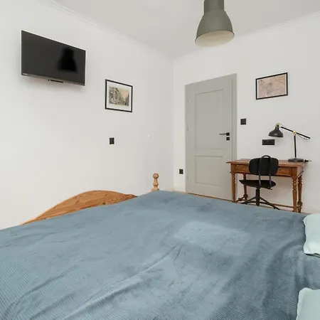Przestronny Bialy Apartament Wrzeszcz By Renters