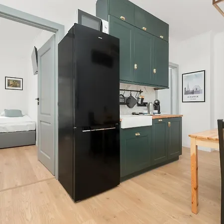 Przestronny Bialy Apartament Wrzeszcz By Renters * Danzig